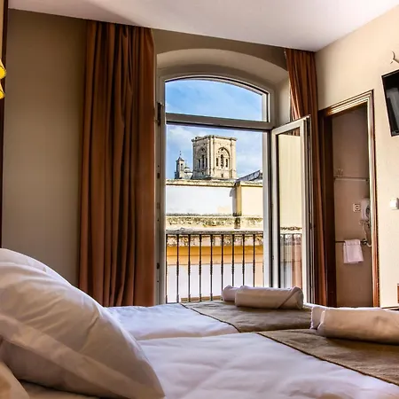 Hotel Reina Cristina-3