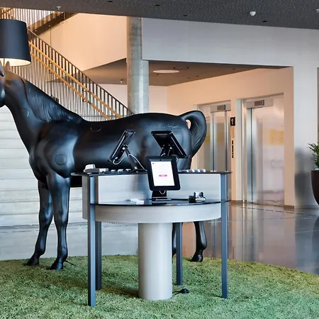 Comfort Hotel Bergen Airport-2