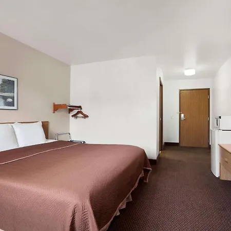 Travelodge By Wyndham Elko Nv-2