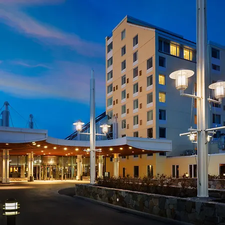 Newport Harbor Island Resort-3