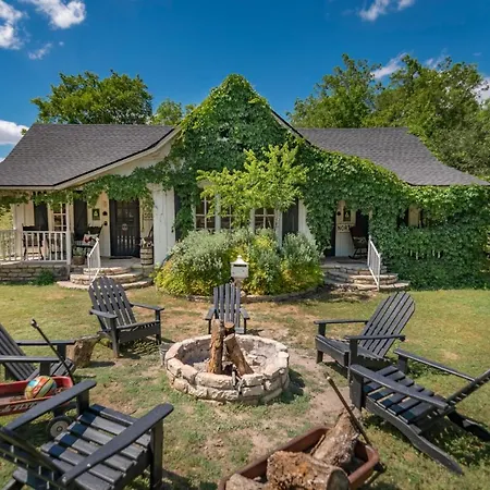 Country Woods Inn-2