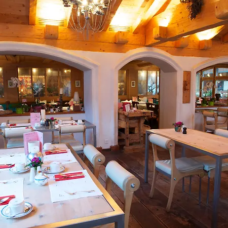 Tradition Julen Hotel-3