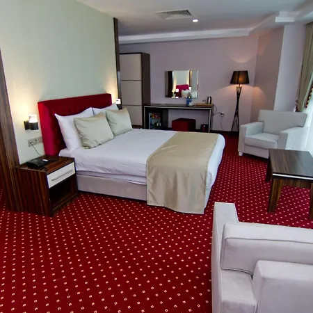 Sky Tower Hotel-2