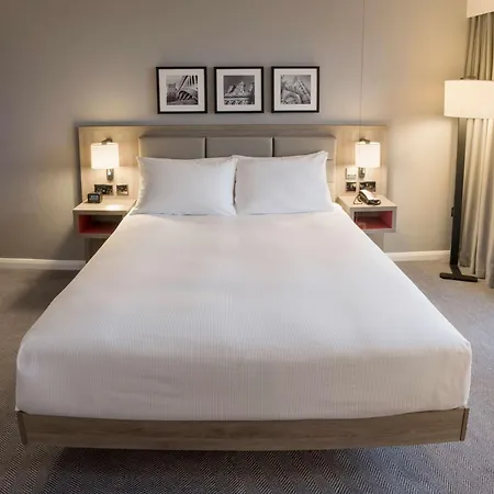 Hilton Garden Inn Manchester Emirates Old Trafford-3