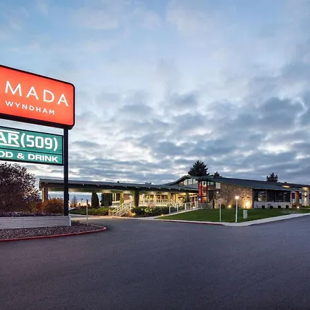 Ramada By Wyndham Spokane Airport-3