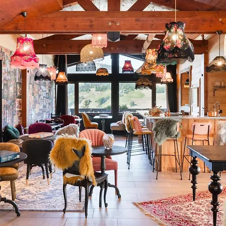 Mamie Megève-2