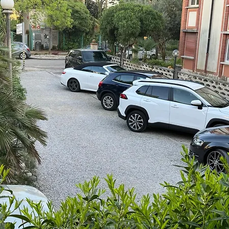 Hotel Villa Augusta-2
