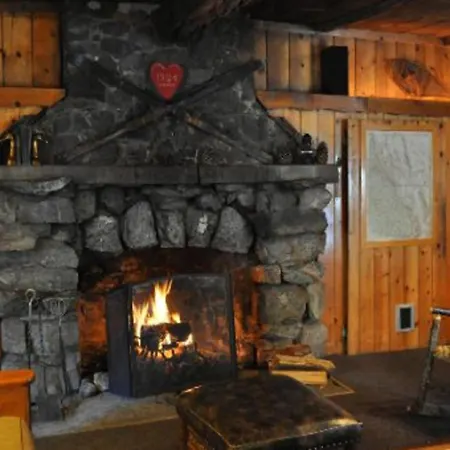 Tamarack Lodge-3
