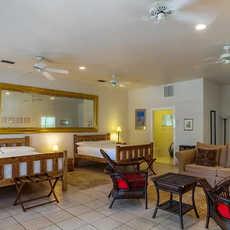Casa 325 Guesthouse-2