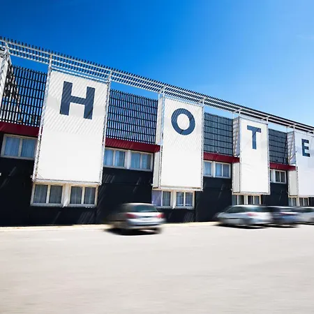 Brit Hotel Montpellier Parc Expo-3