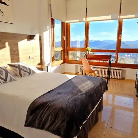 Hotel Artxanda Bilbao, Parking Gratuito en el Exterior Junto al Hotel-3