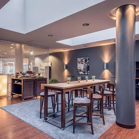 Courtyard By Marriott Munich City Center-3