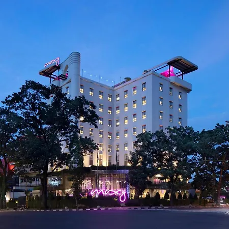 Moxy Bandung-2