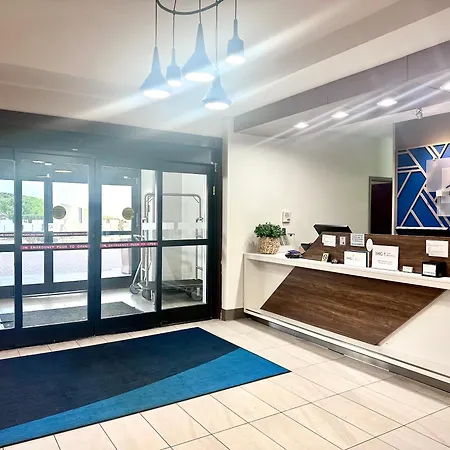 Holiday Inn Express Hotel & Suites Hinesville By Ihg-3
