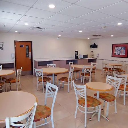 Microtel Inn&Suites by Wyndham Ciudad Juarez, US Consulate-2