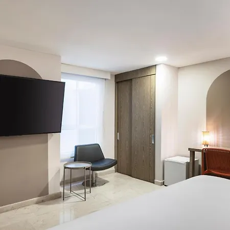 Hotel MS Ciudad Jardin Plus-3