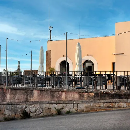 Petit Hotel Hostatgeria Sant Salvador-3