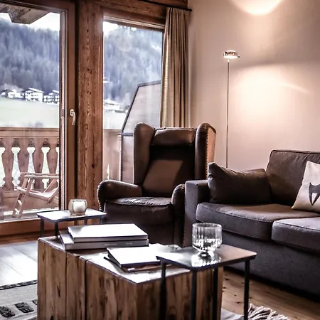 Kitzhof Mountain Design Resort 4 Sterne Superior-2