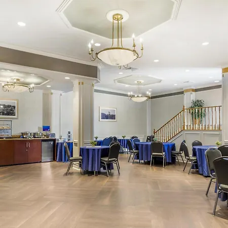 Best Western Queens Gold Coast-3