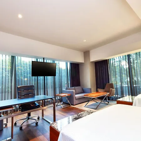 Krystal Grand Suites Insurgentes-2
