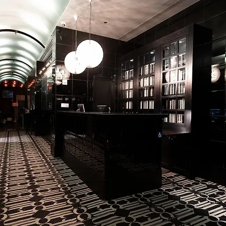 Night Hotel By Sb At Times Square-2
