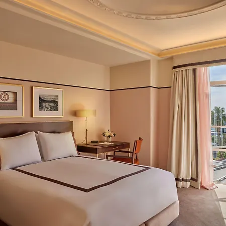Sunset Tower Hotel-2