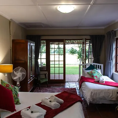 Riverbank Lodge-3