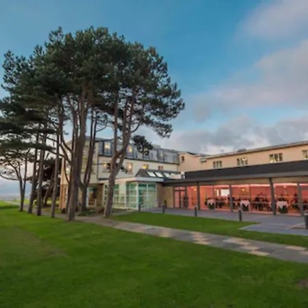 Marine Hotel-3