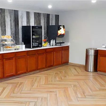 Surestay Hotel By Best Western Florence-3