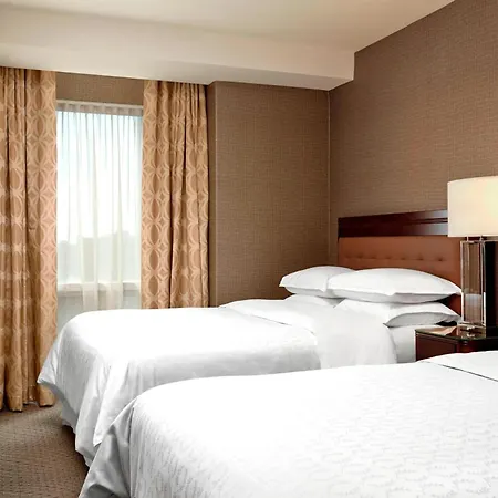 Sheraton Suites Calgary Eau Claire-2