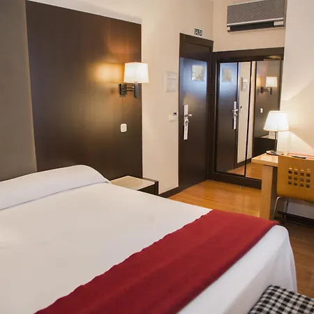 Hotel Delta-2