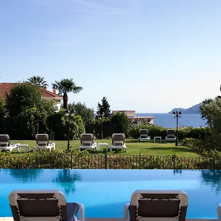 Hotel Chateau De La Tour Cannes-2