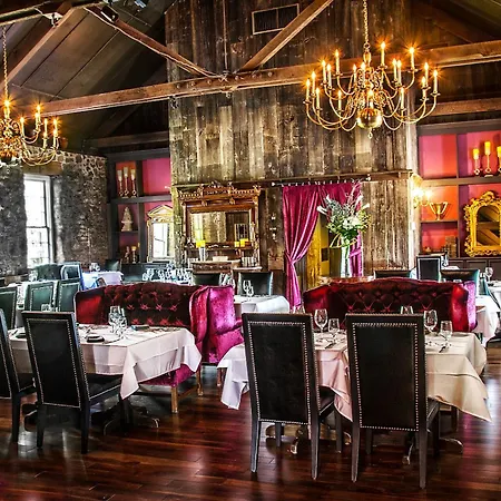 Old Stone Inn Boutique Hotel-3