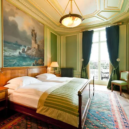 Grand Hotel LES TROIS ROIS-2