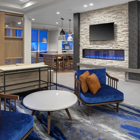 Fairfield Inn & Suites By Marriott Virginia Beach Oceanfront-3