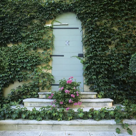 La Bastide du Roy René-2