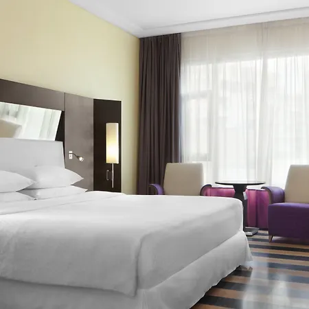 Four Points By Sheraton Le Verdun-3