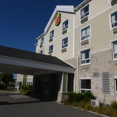 Super 8 By Wyndham Peterborough-3