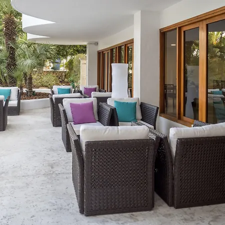 Sentido Fido Tucan - Adults Only-3