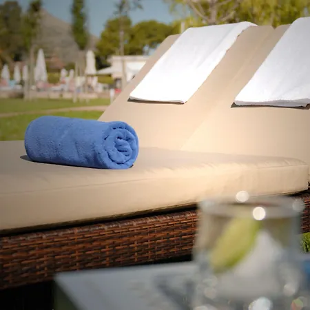 Las Gaviotas Suites Hotel & Spa-2