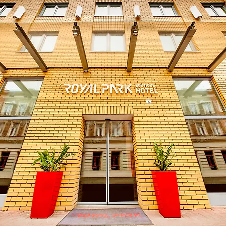 Royal Park Boutique Hotel-3
