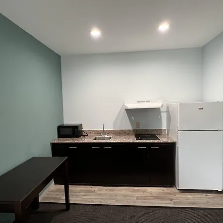 Americas Best Value Inn Sulphur-2