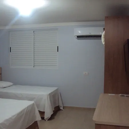 Hotel Baviera Iguassu-3