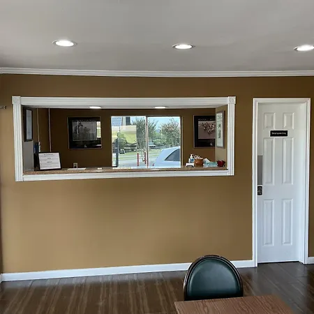 Glen Rose Inn & Suites-3