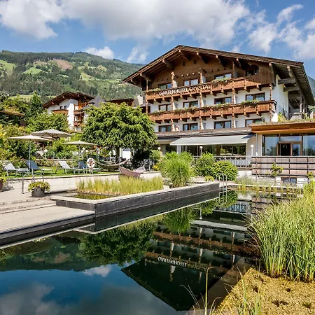 Gartenhotel Crystal-2