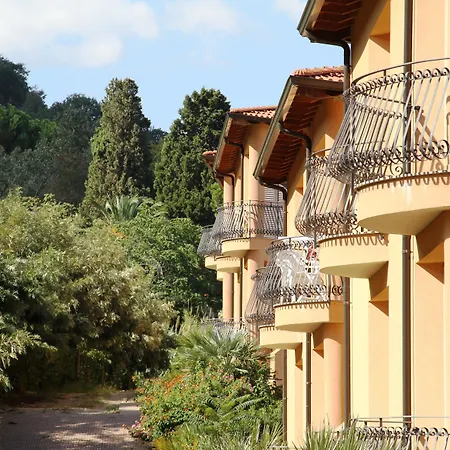 Residence Pietre Bianche ApartHotel-2