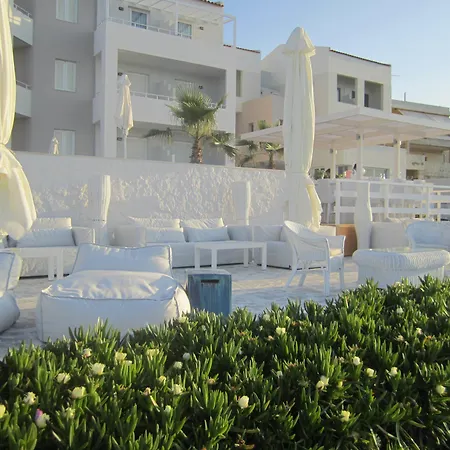 Petradi Beach Lounge Hotel By Ghh-2