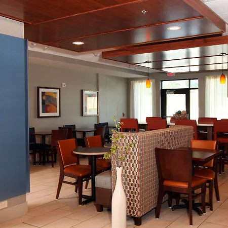 Holiday Inn Express & Suites Omaha South Ralston Arena By Ihg-3