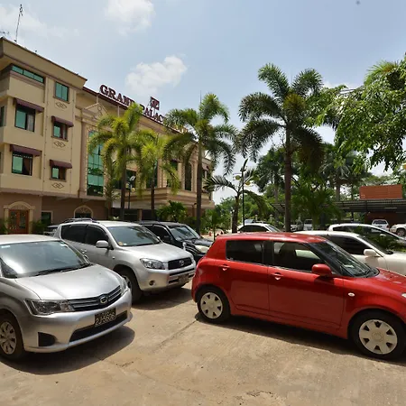 Grand Palace Hotel-3