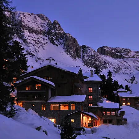 Hotel Carlina By Les Etincelles-2